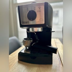 De’Longhi Espresso Machine